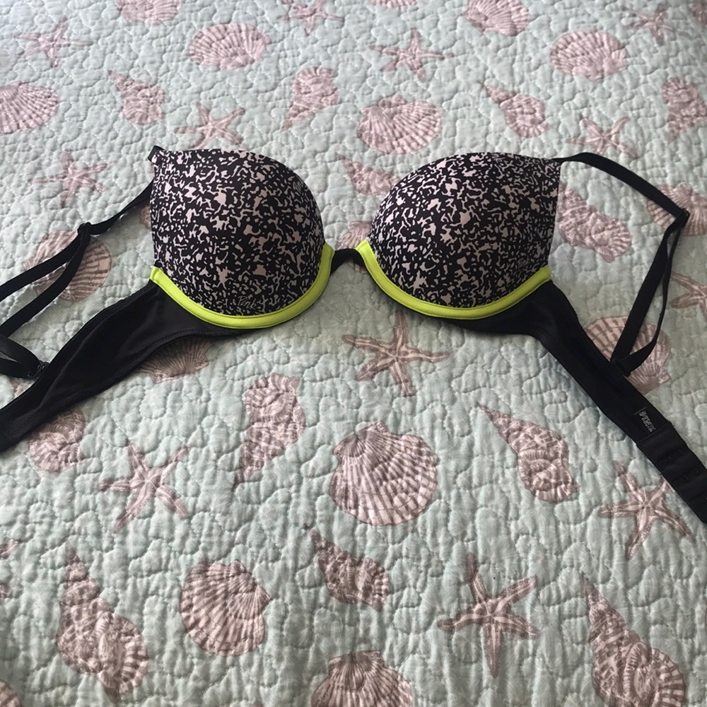 Vs pink wear everywhere push up